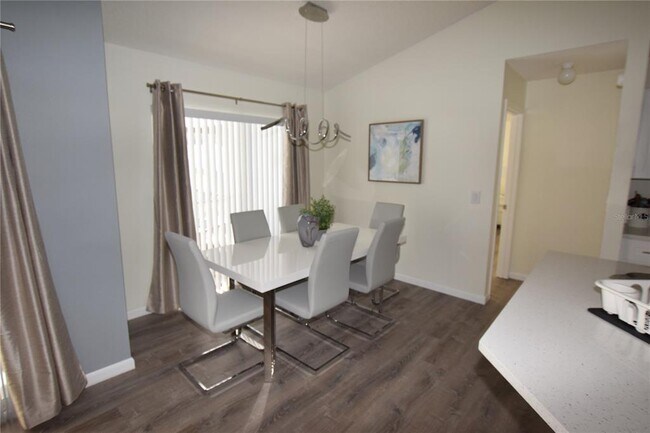 Building Photo - 7790 Indian Ridge Trail S