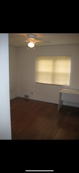 Building Photo - 868 Clifton Crest Ter
