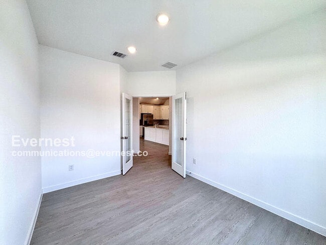 Building Photo - 26922 Tree Mallow Dr