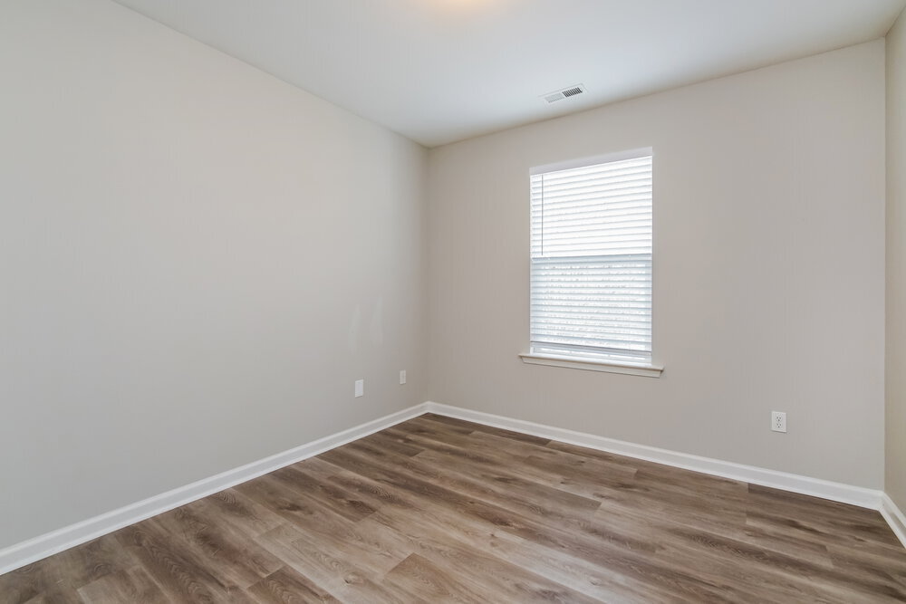 Building Photo - 4009 Laurel Glen Dr