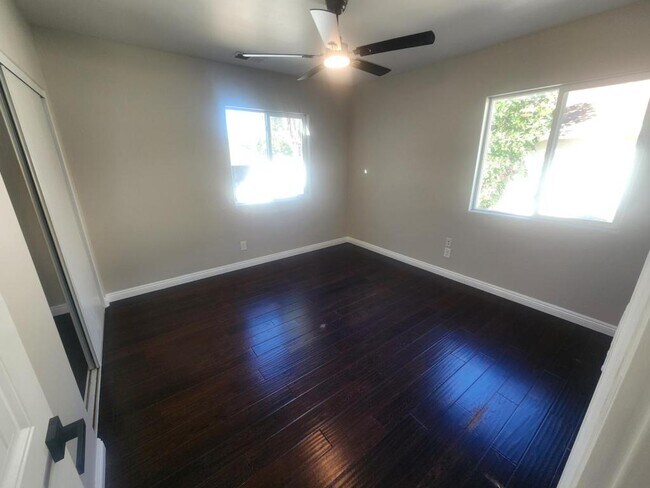 Building Photo - 3448 Cherokee Ave