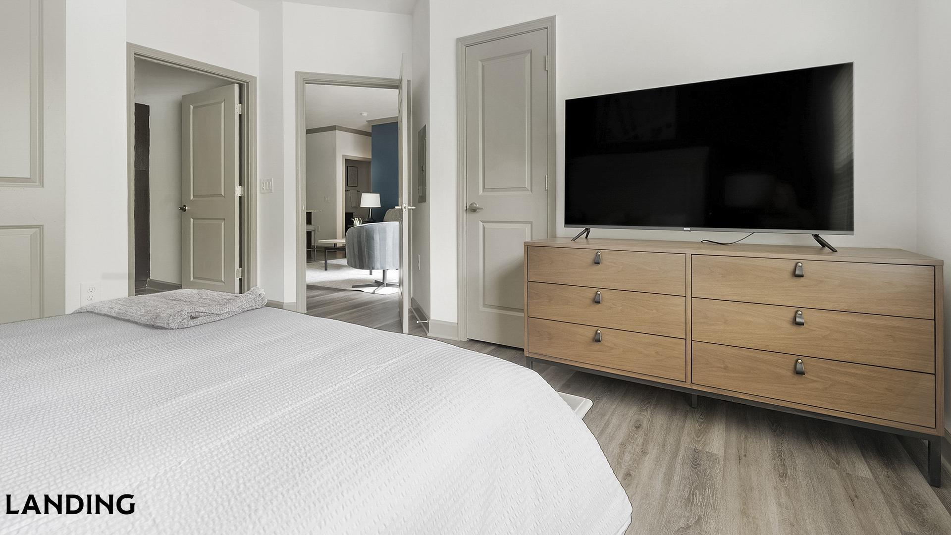 Building Photo - 11010 Northlake Landing Dr