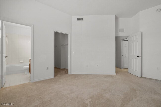 Building Photo - 16217 Via Solera Cir