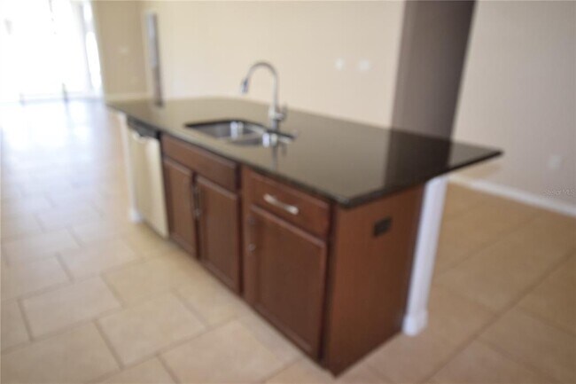 Building Photo - 2021 Beacon Landing Cir