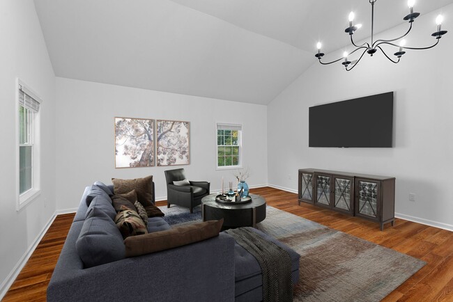 Building Photo - $500 OFF Special - 4Bd/ 2Bath Ranch Style home mins from Downtown Burlington