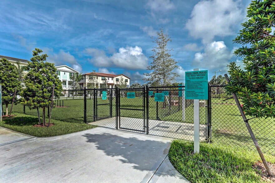 Building Photo - 7089 Edison Pl