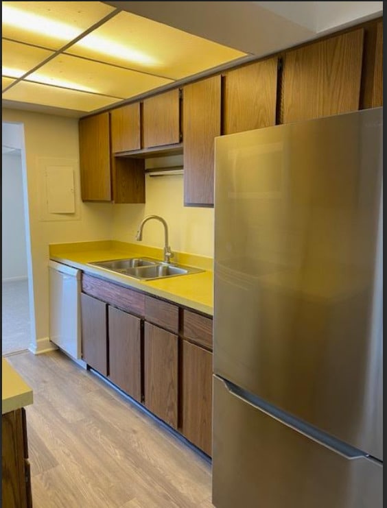 Building Photo - 6340 Americana Dr