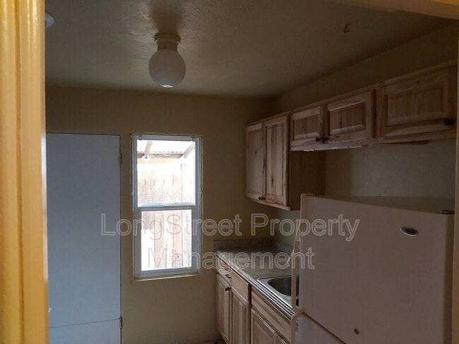 Building Photo - 624 NW 19th