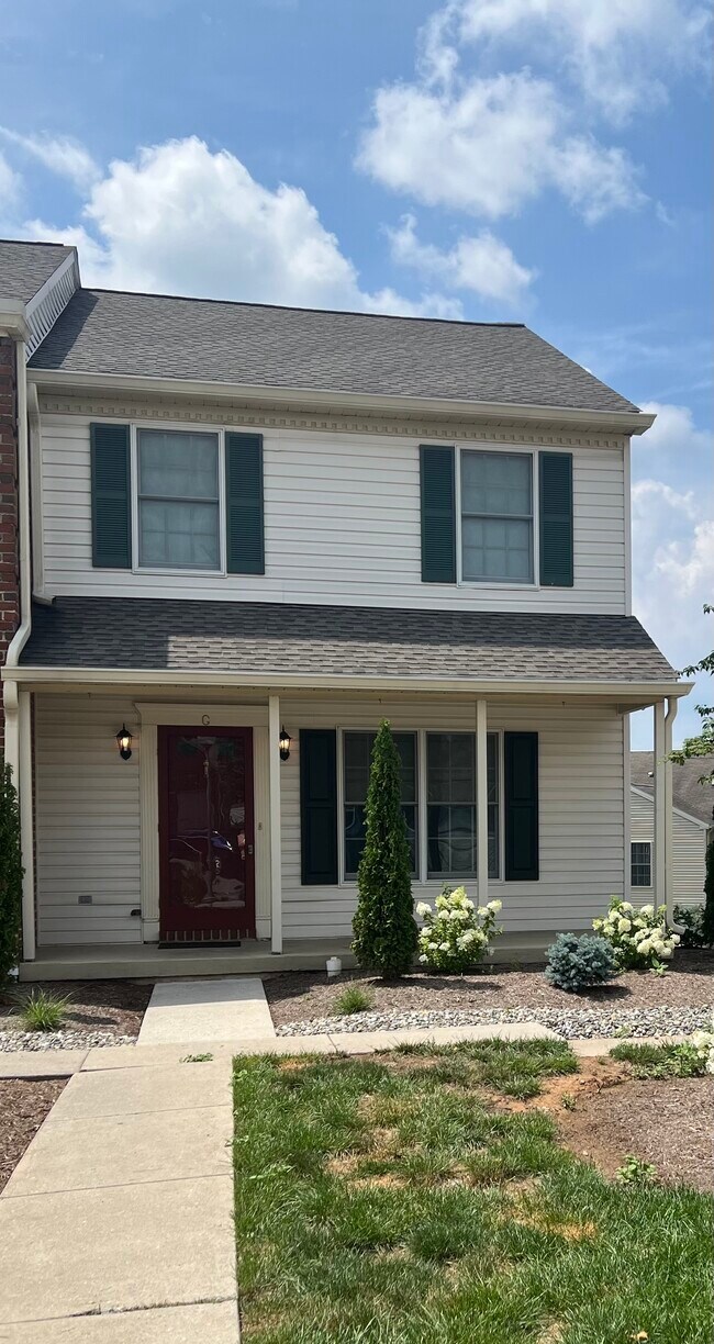 Building Photo - 2077G Raleigh Rd