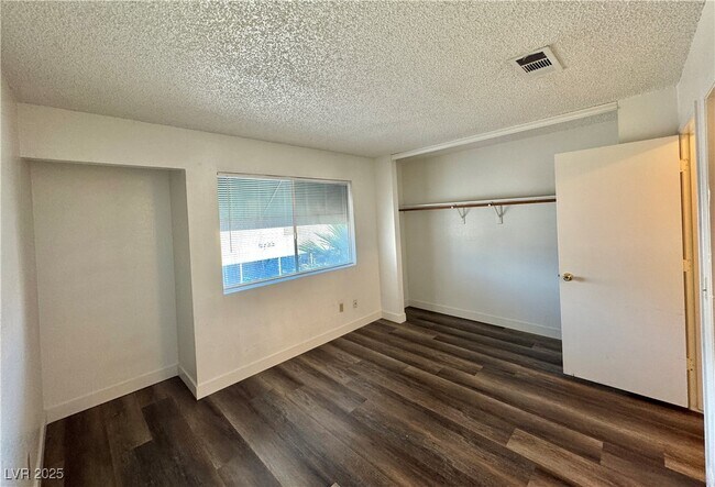 Building Photo - 6750 Del Rey Ave