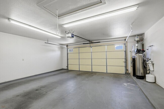 Building Photo - 351 Cielo Grande Ct