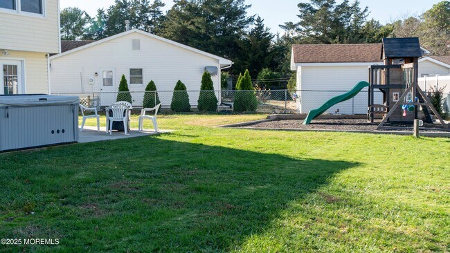 Building Photo - 6 Reno Ct