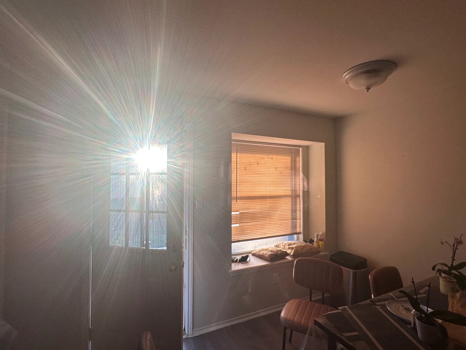 Building Photo - Room in House on Socorro Bend