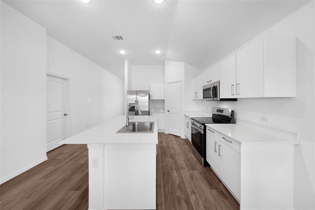 Building Photo - 218 Knoll Pines Drive