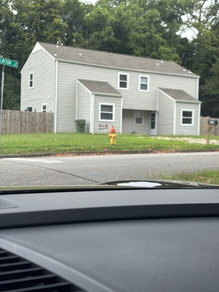 Primary Photo - 2711 Clayton Dr NW