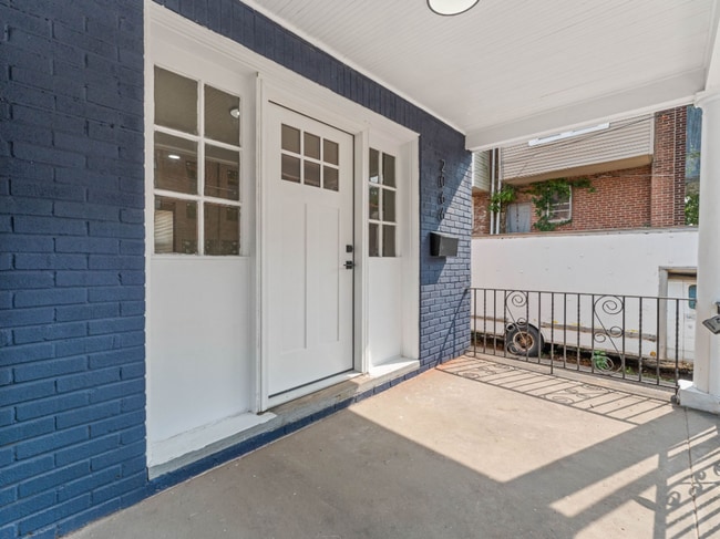 Building Photo - 2066 Eastburn Ave