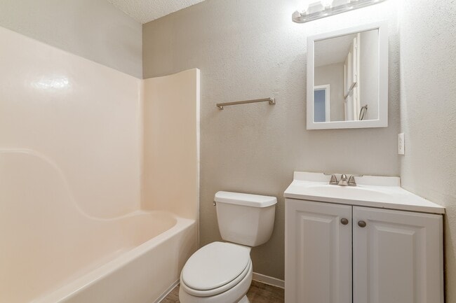 Building Photo - 13630 Alon Ln