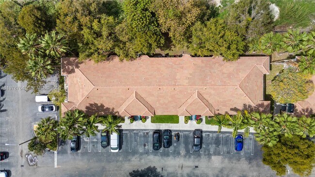 Building Photo - 2930 SE 12th Rd