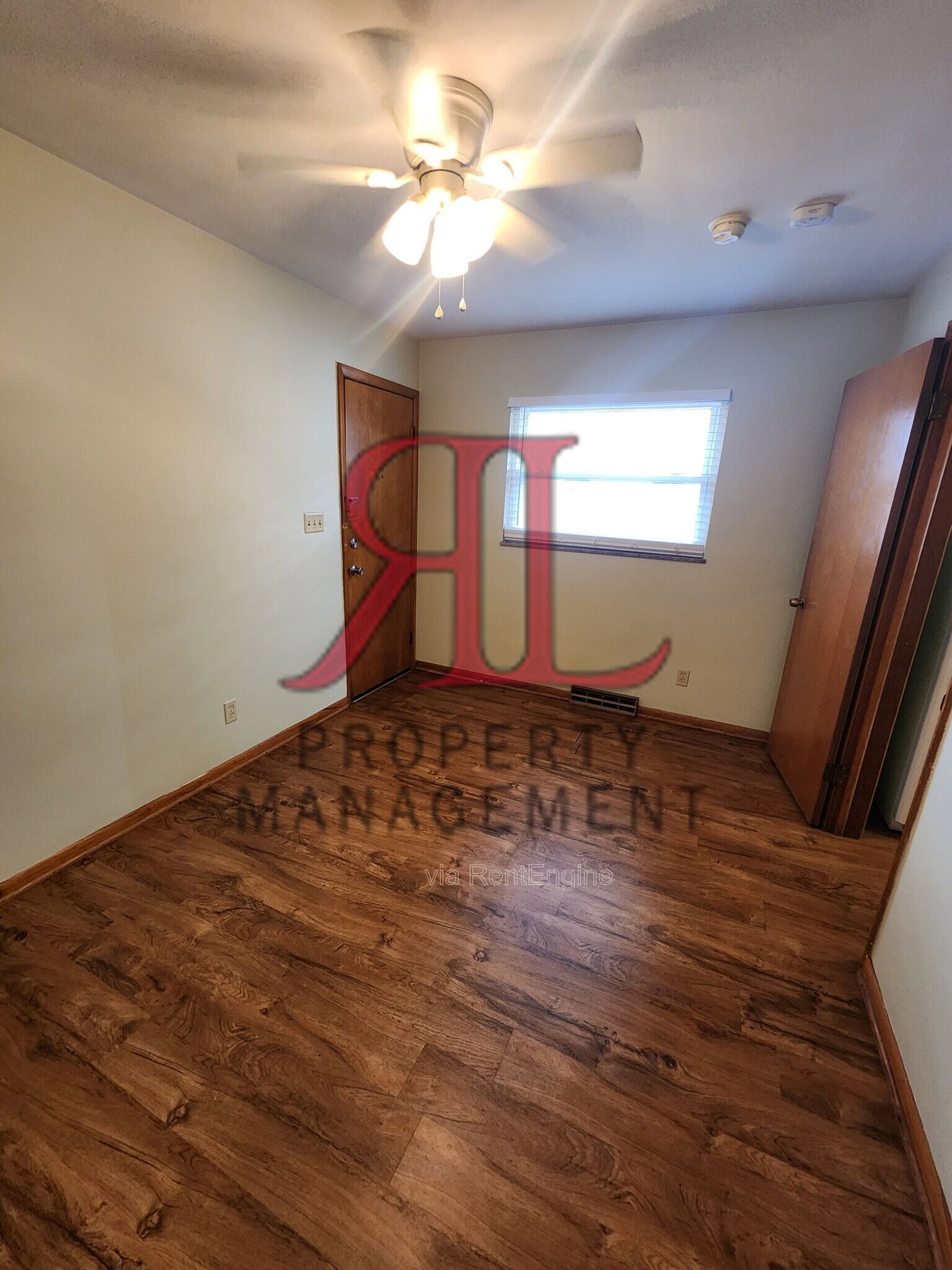 Building Photo - 3023 Darfield Pl