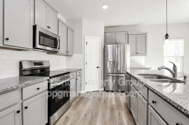 Building Photo - 9054 Stoney Waters Ct