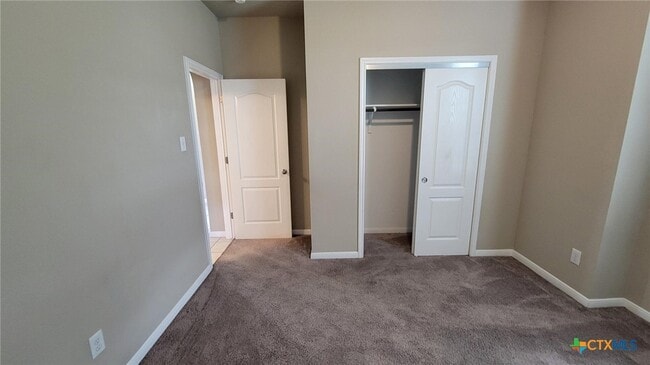 Building Photo - 822 Wyndcrest Drive