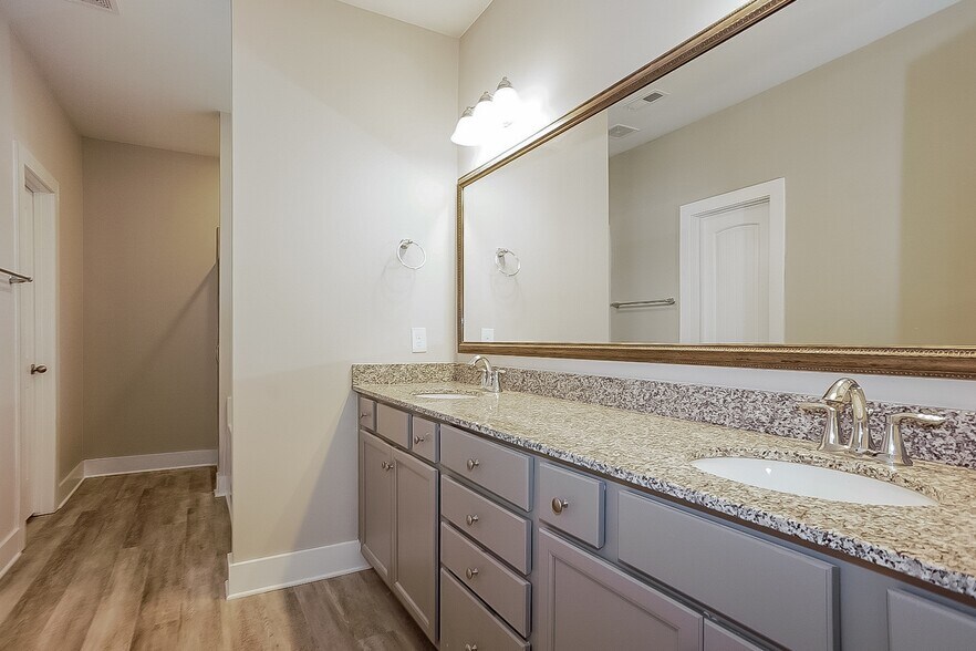 Building Photo - 1421 Feldspar Ct