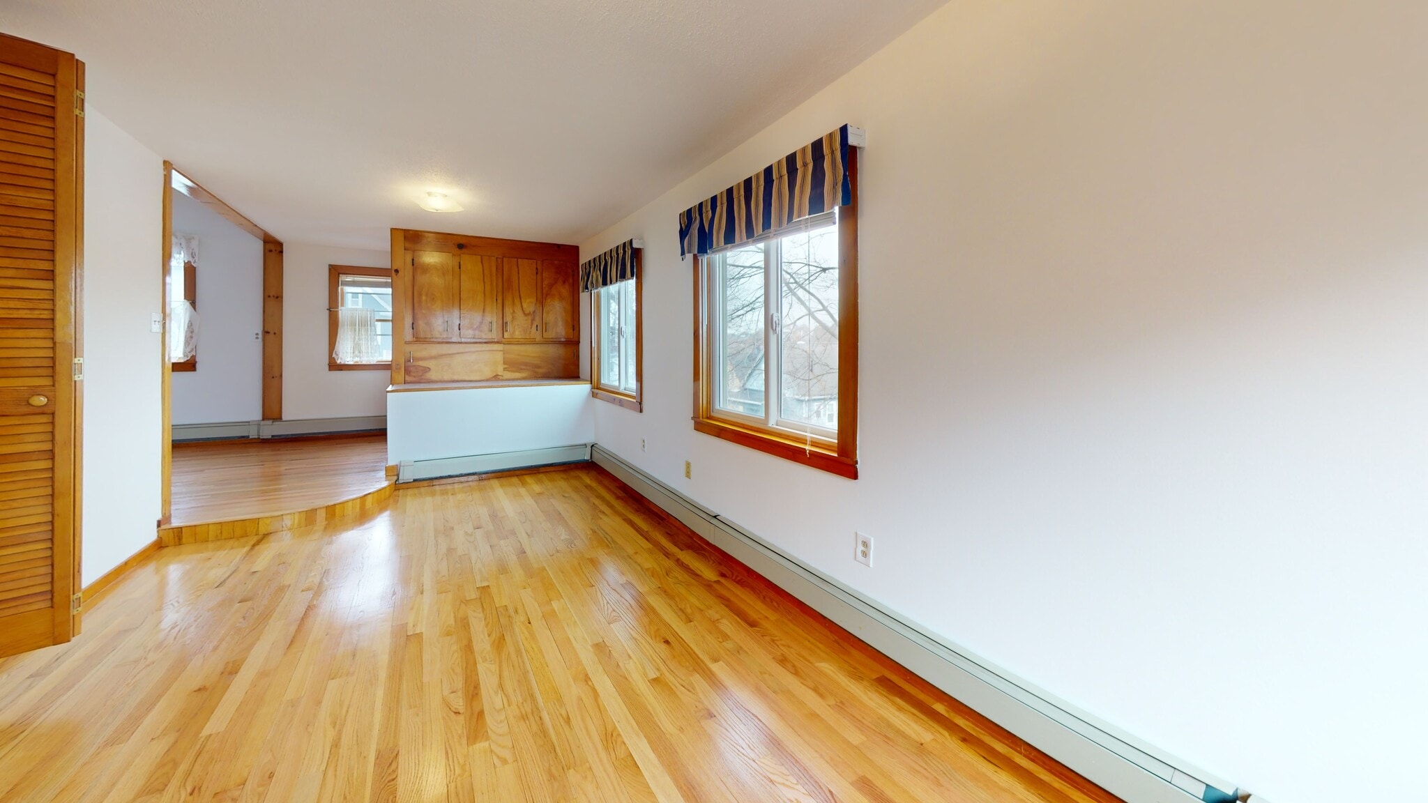 Building Photo - 66 Sagamore Ave