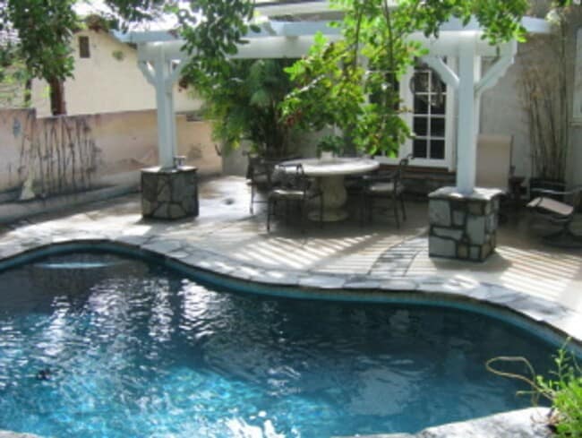 Building Photo - Stunning West Hills Executive Home