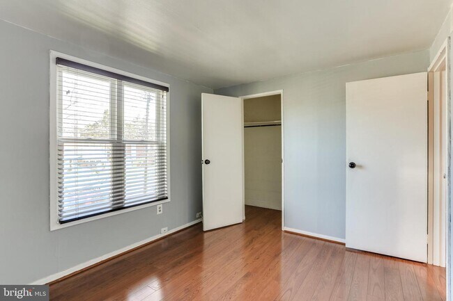 Building Photo - 341 Bigley Ave
