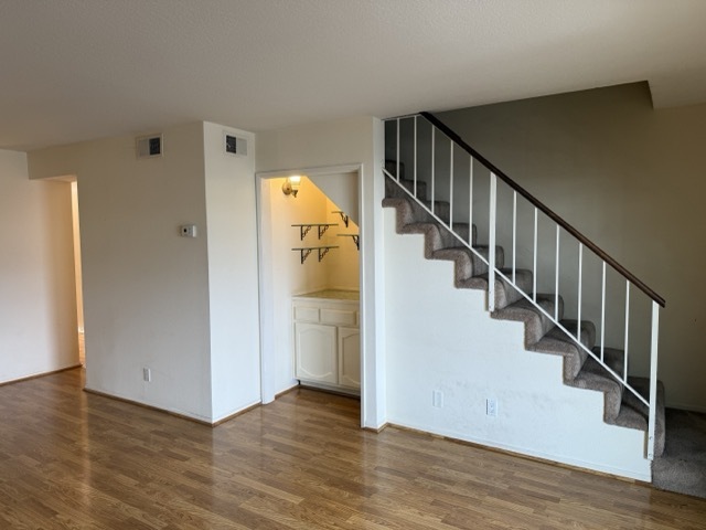 Living room - 12330 Magnolia Blvd