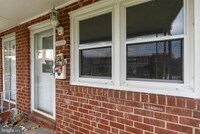 Building Photo - 8059 Gray Haven Rd