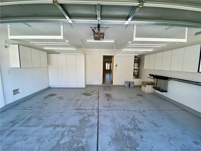 Building Photo - 920 Lord Crewe St