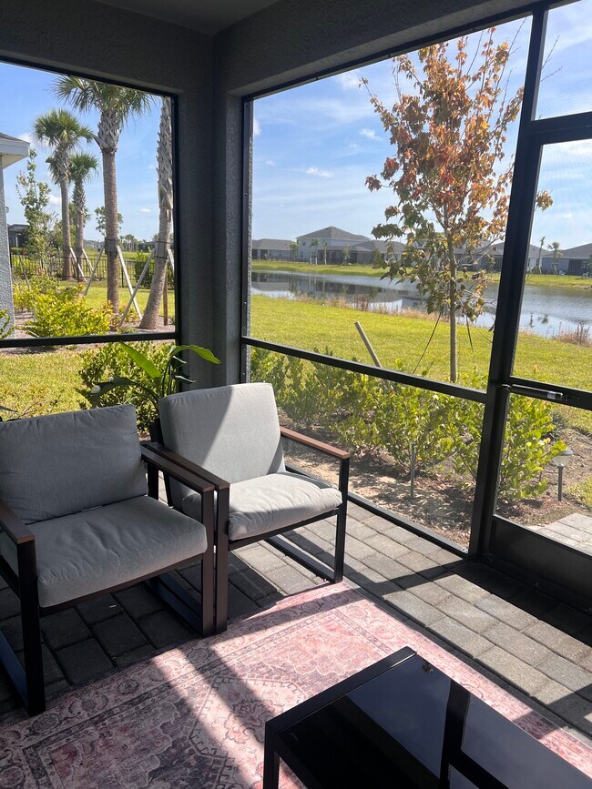 Building Photo - 15042 White Pearl Rd