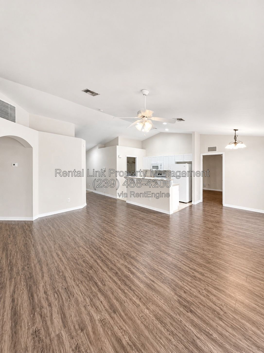 Building Photo - 764 Breamer Ave S