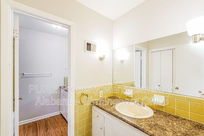 Building Photo - 3432 Crayrich Dr