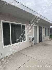 Building Photo - Charming Studio Apartment in Atwater!