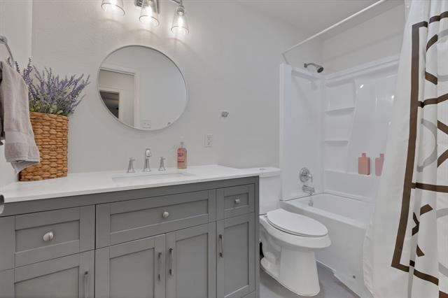 Building Photo - 1708 Kittyhawk Dr