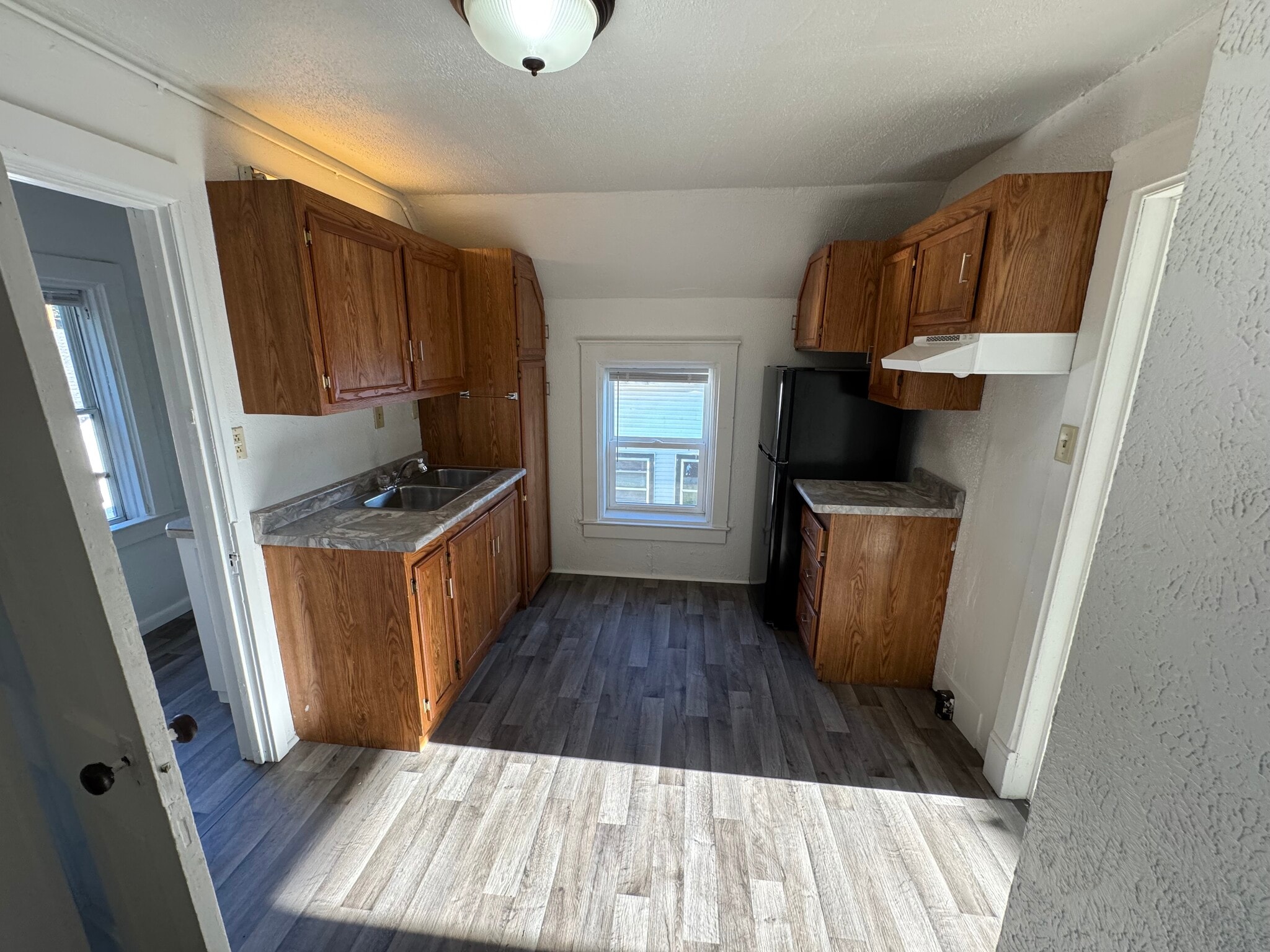 Kitchen - 934 N 5th St