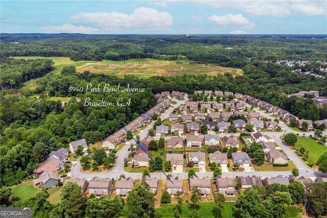 Building Photo - 5940 Park Bend Ave