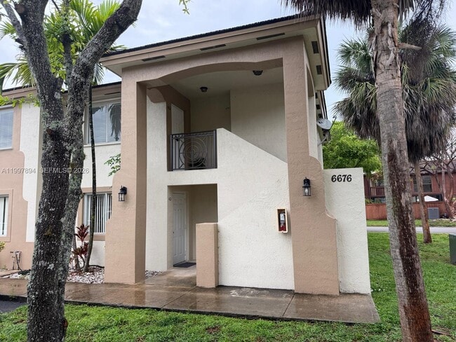 Building Photo - 6676 SW 115th Ct