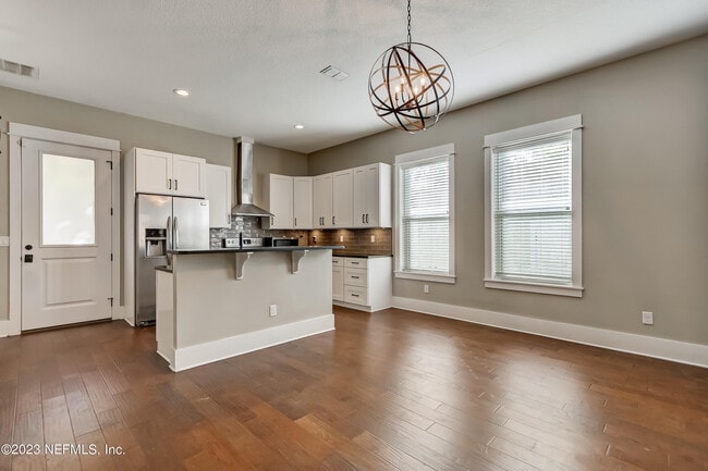 Building Photo - 1228 Willow Ct