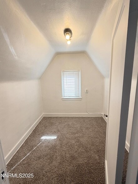 Building Photo - 531 E Taylor St