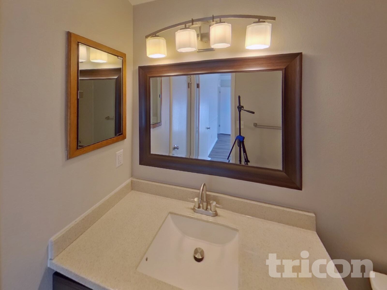 Building Photo - 8175 Camfield Cir