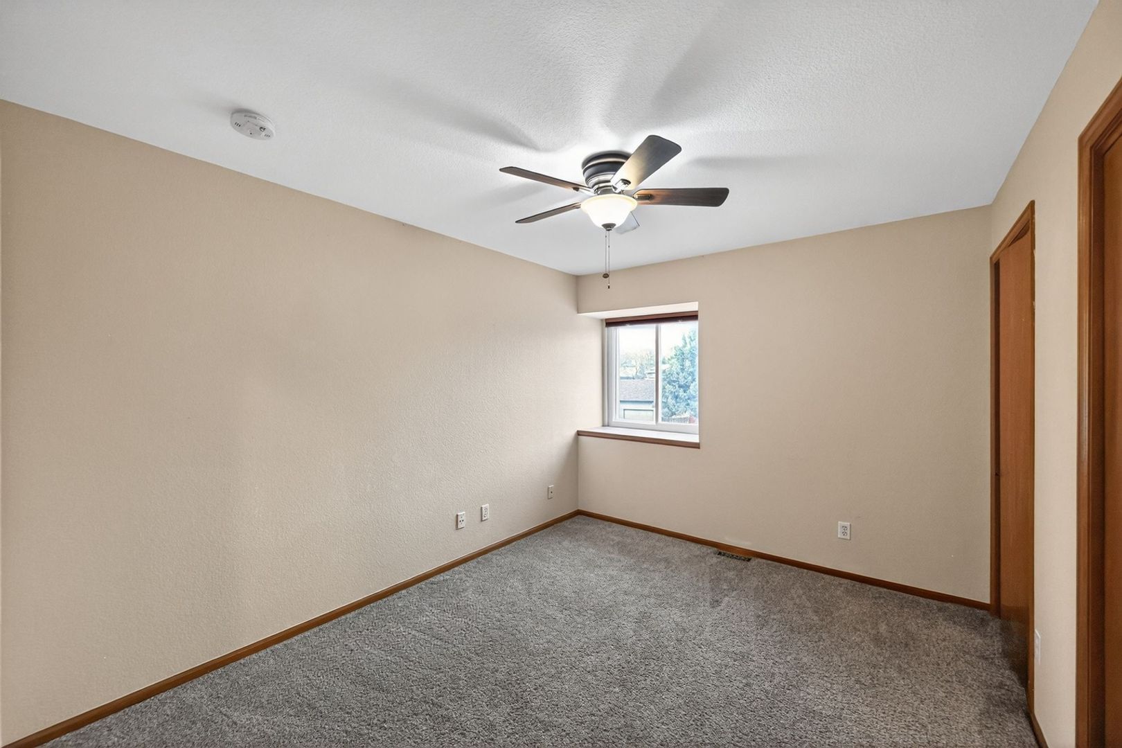 Building Photo - 4822 W 69th Dr