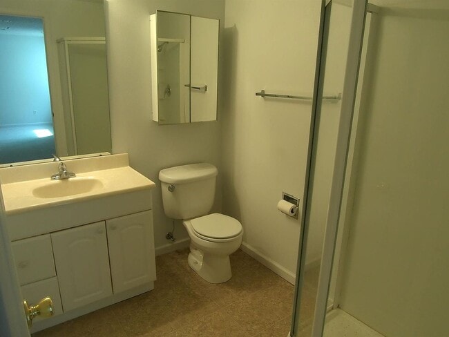 Building Photo - Spacious 4-Bedroom Home with Finished Base...