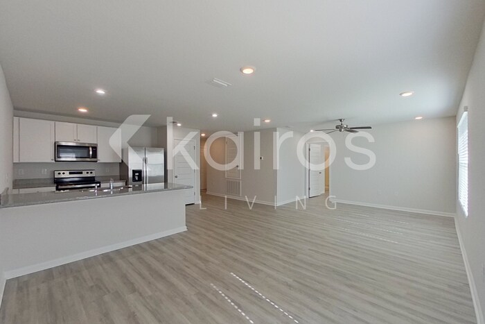 Building Photo - 4784 Malay Cir