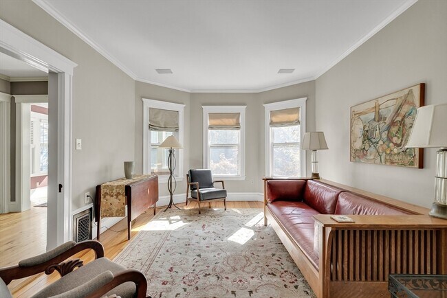 Building Photo - 35 Norris St