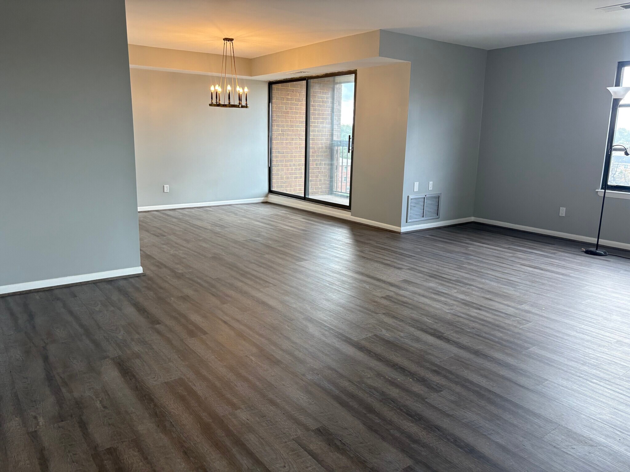 Building Photo - 6317 Park Heights Ave