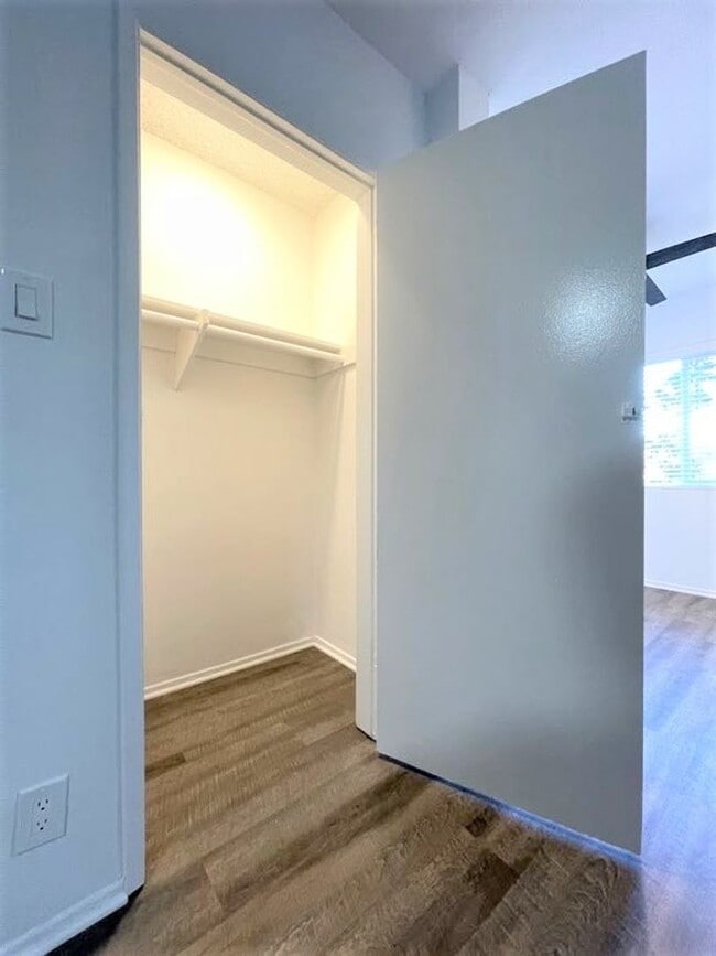 Building Photo - Celebrate the Season With Our December Move-In Special!