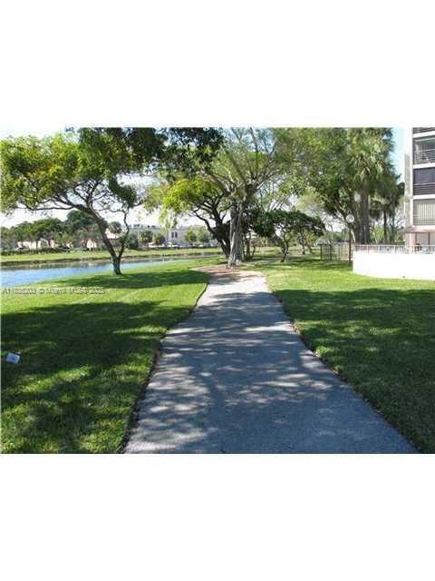 Building Photo - 2312 S Cypress Bend Dr
